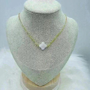 Faux Shell Flower shaped Necklace w/ Stainless steel Chain
